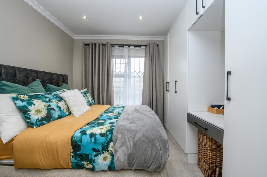 2 Bedroom Property for Sale in Kabega Park Eastern Cape